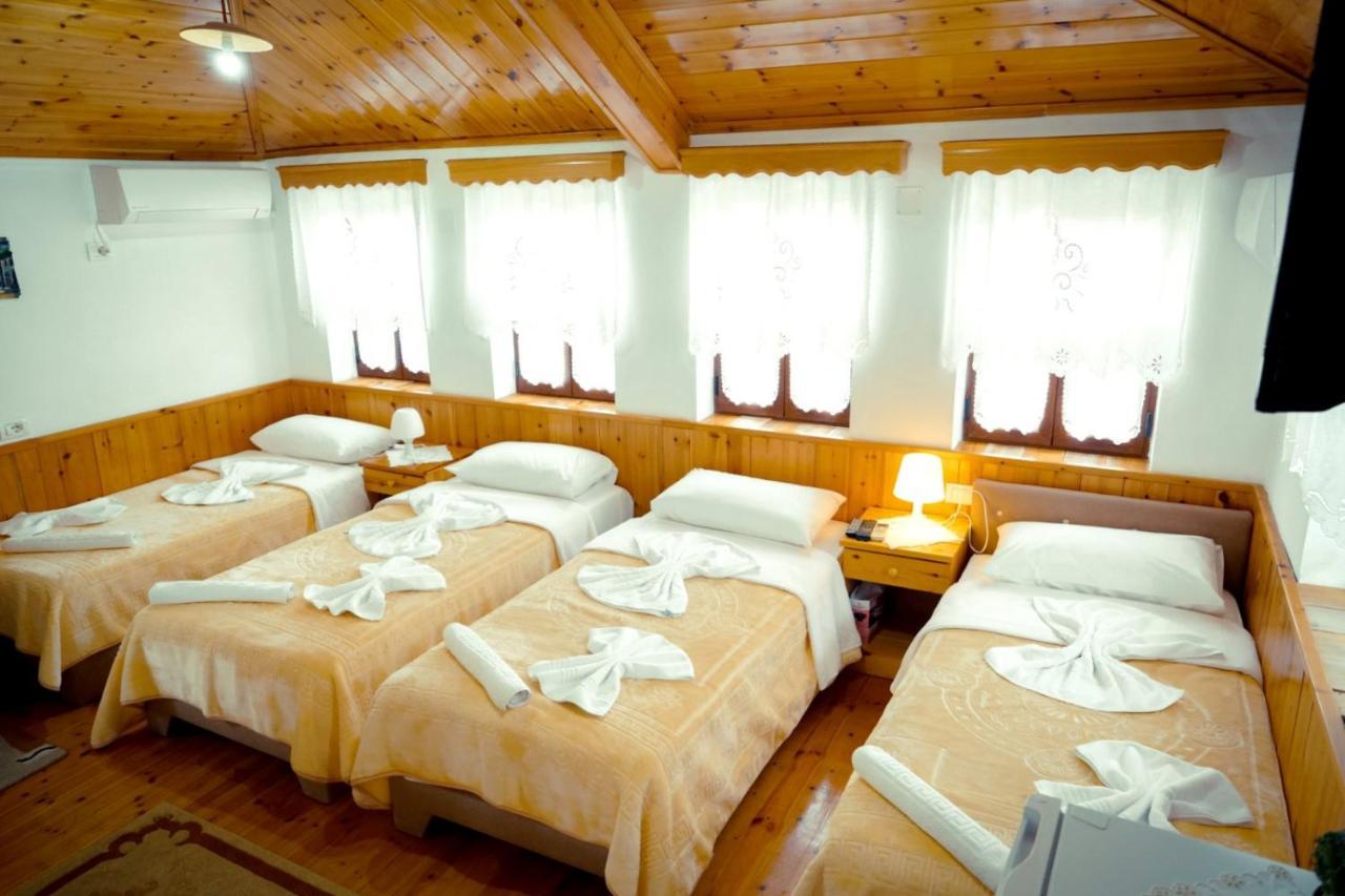 Hotel Domino Gjirokaster Bagian luar foto