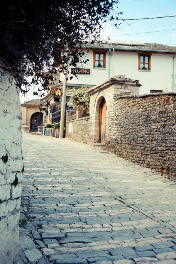 Hotel Domino Gjirokaster Bagian luar foto