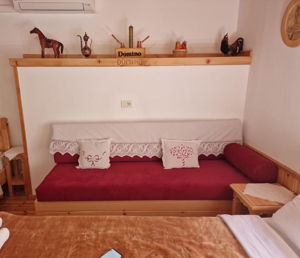 Hotel Domino Gjirokaster Bagian luar foto