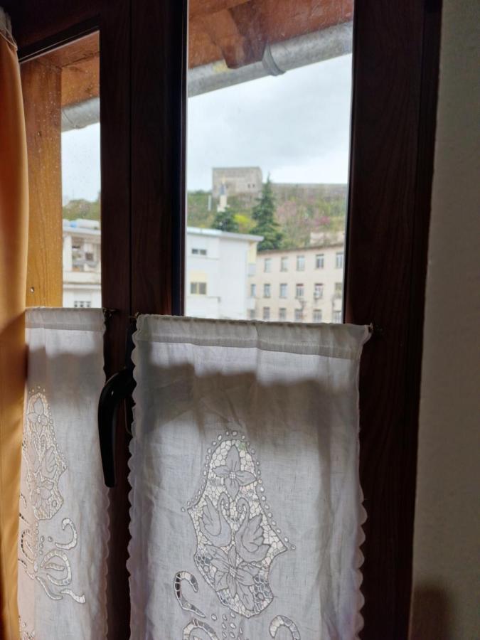Hotel Domino Gjirokaster Bagian luar foto
